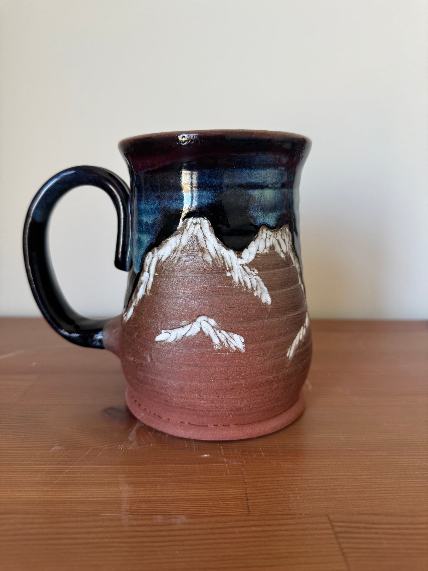 Night Sky Mountain Mug – Red Clay | 20oz